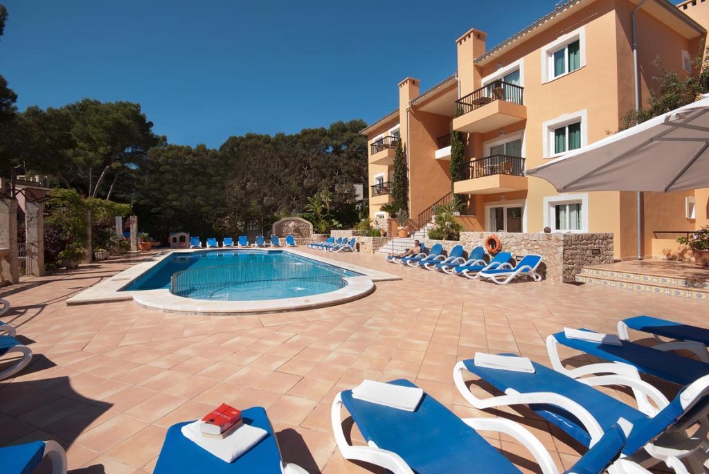 Pinos Altos Apartments Cala San Vicente  Luaran gambar